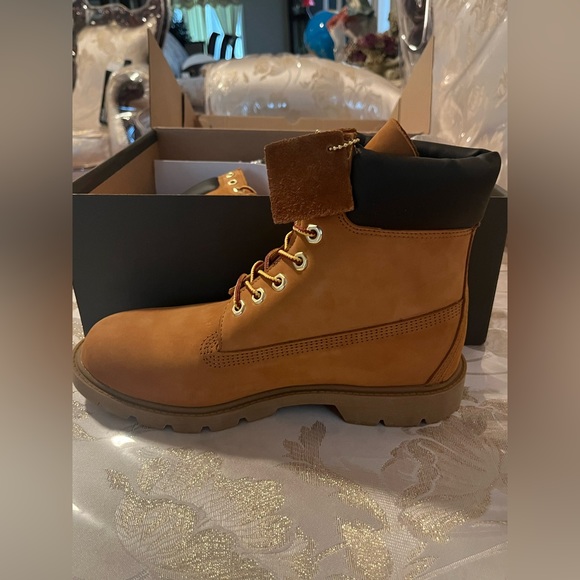 Timberland Mens Premium 6-InchWaterproof Boots - Picture 5 of 6